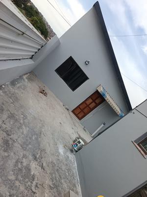 Cottage For Rent in Wentworth, Durban